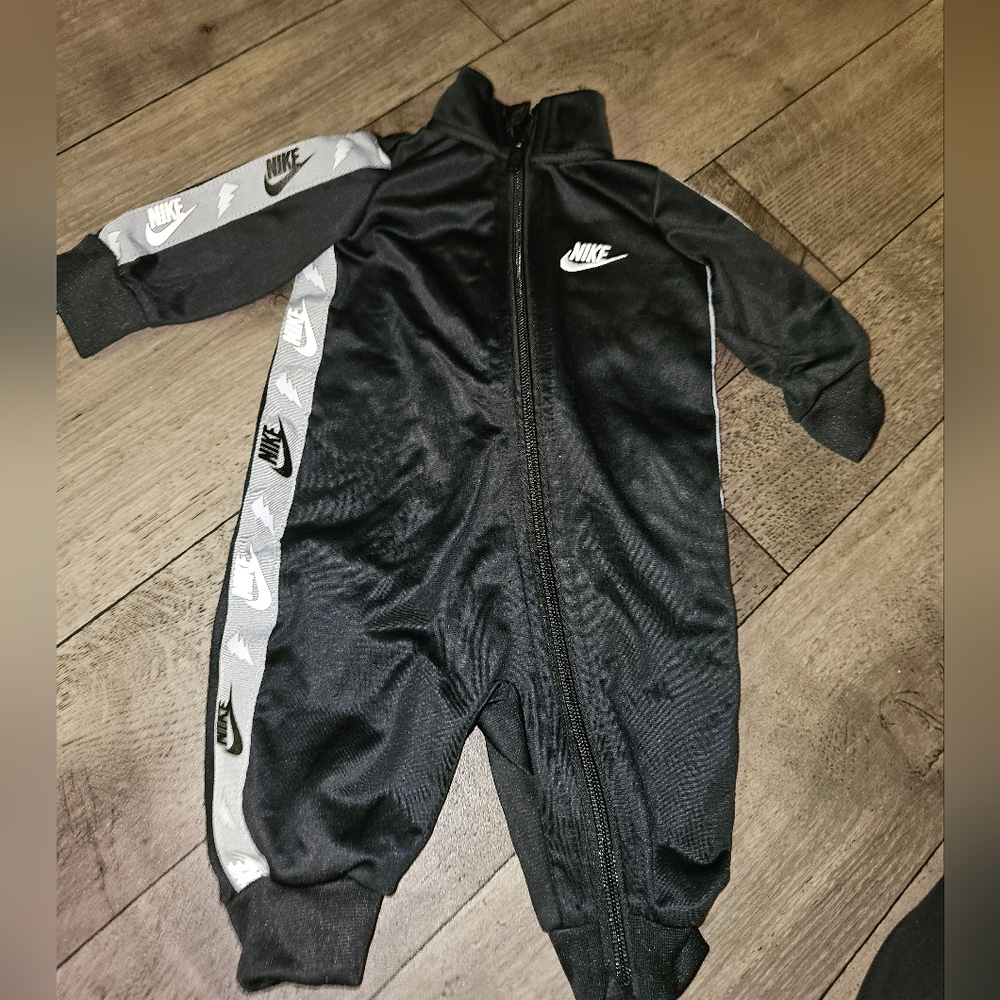 Nike 3 month romper